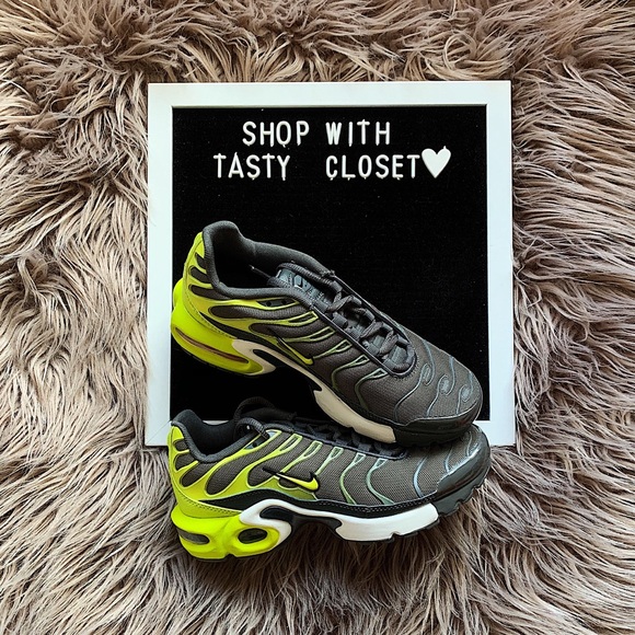 Nike air max plus sneakers - Picture 3 of 7